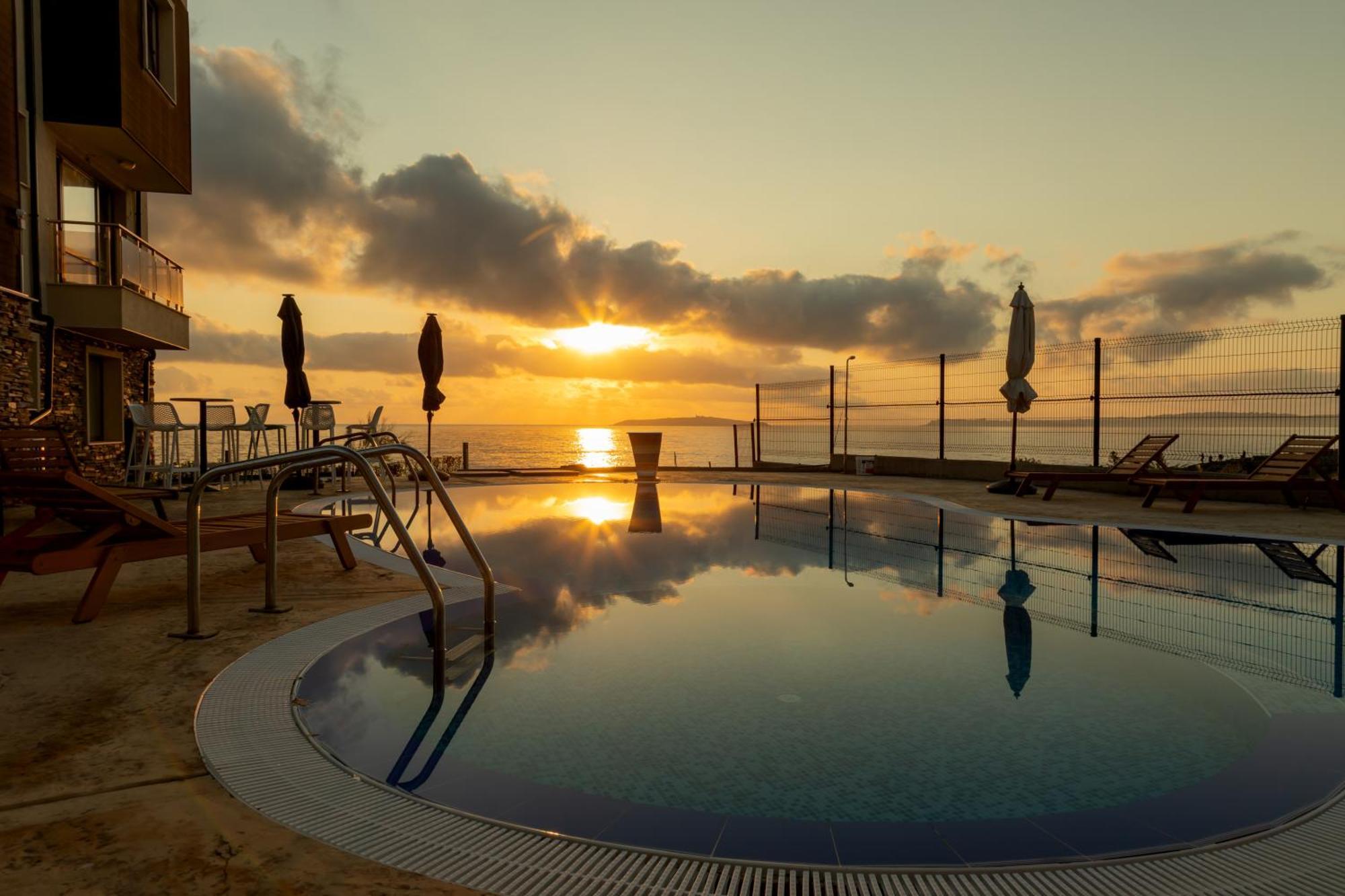 Swan Bay Complex Leilighet Tsjernomorets Eksteriør bilde